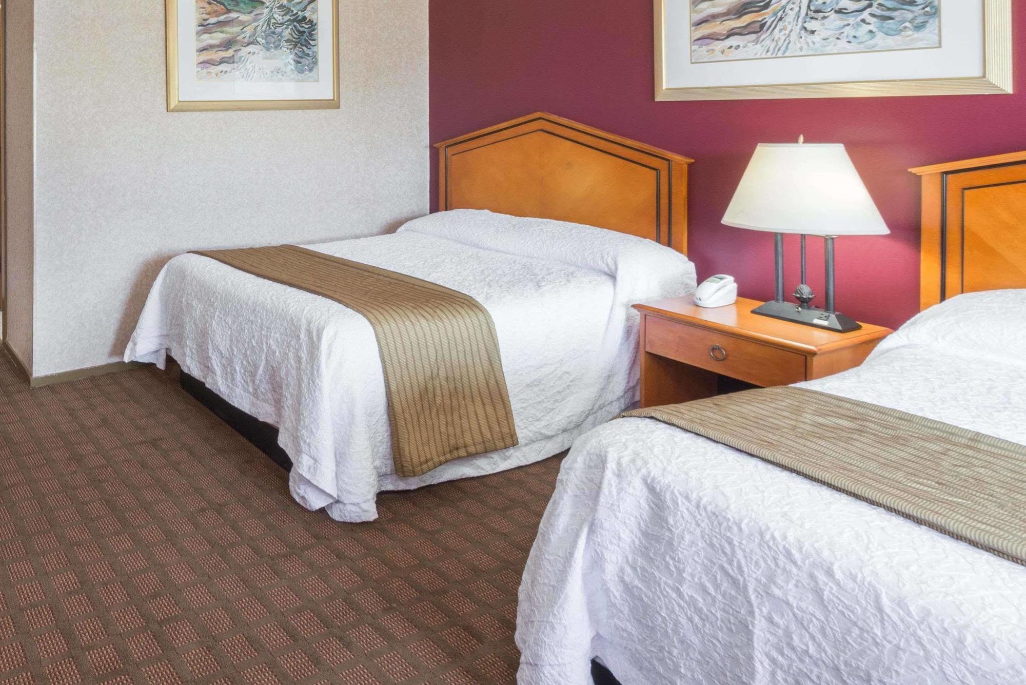 Elite Inn Moosup Dış mekan fotoğraf