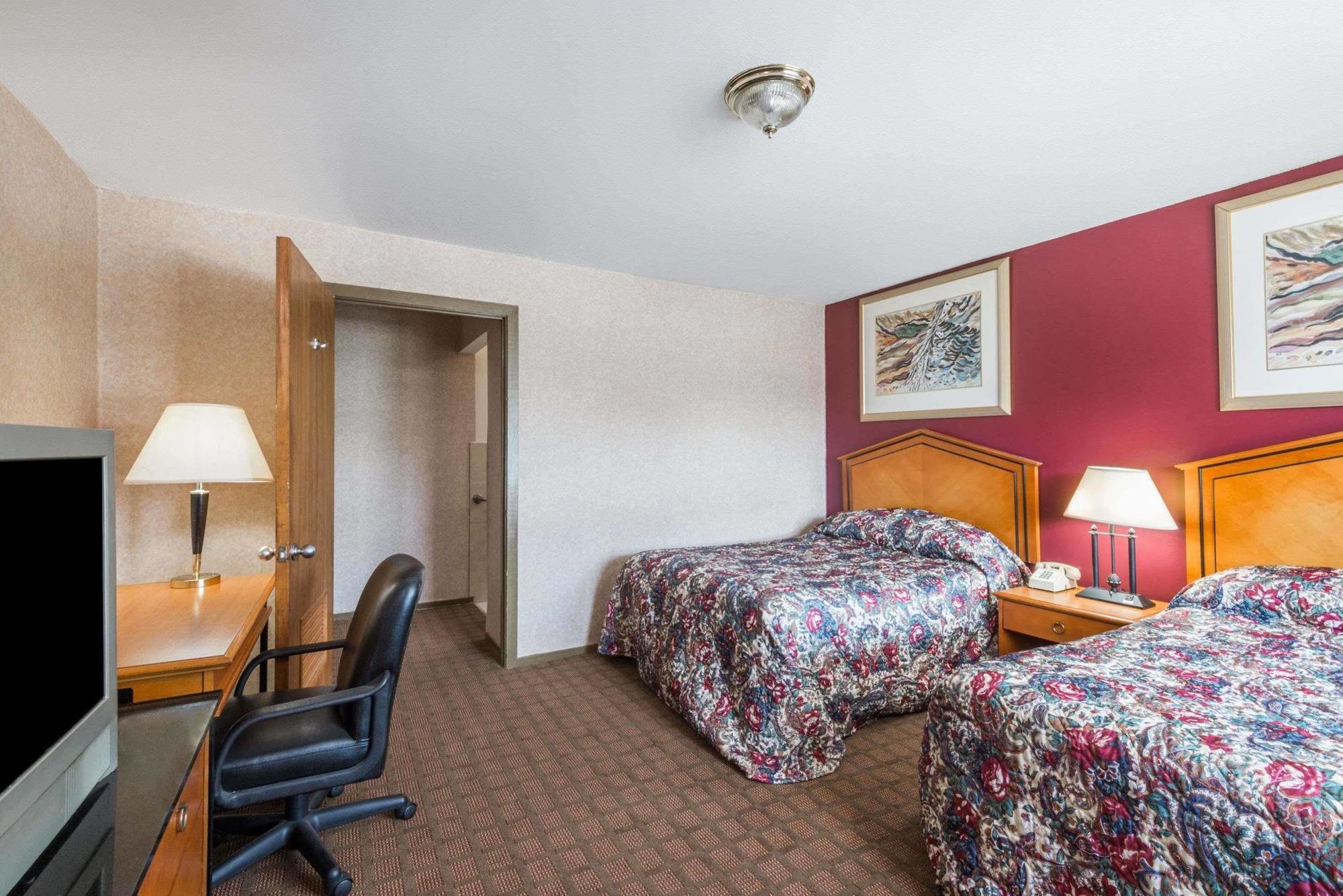 Elite Inn Moosup Dış mekan fotoğraf